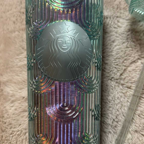 Starbucks Venti Iridescent Mermaid - Picture 3 of 3